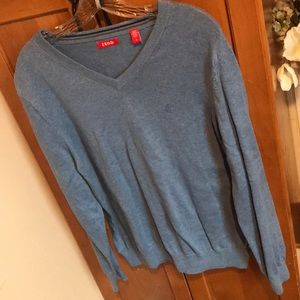 EUC IZOD Blue VNeck Sweater Size M